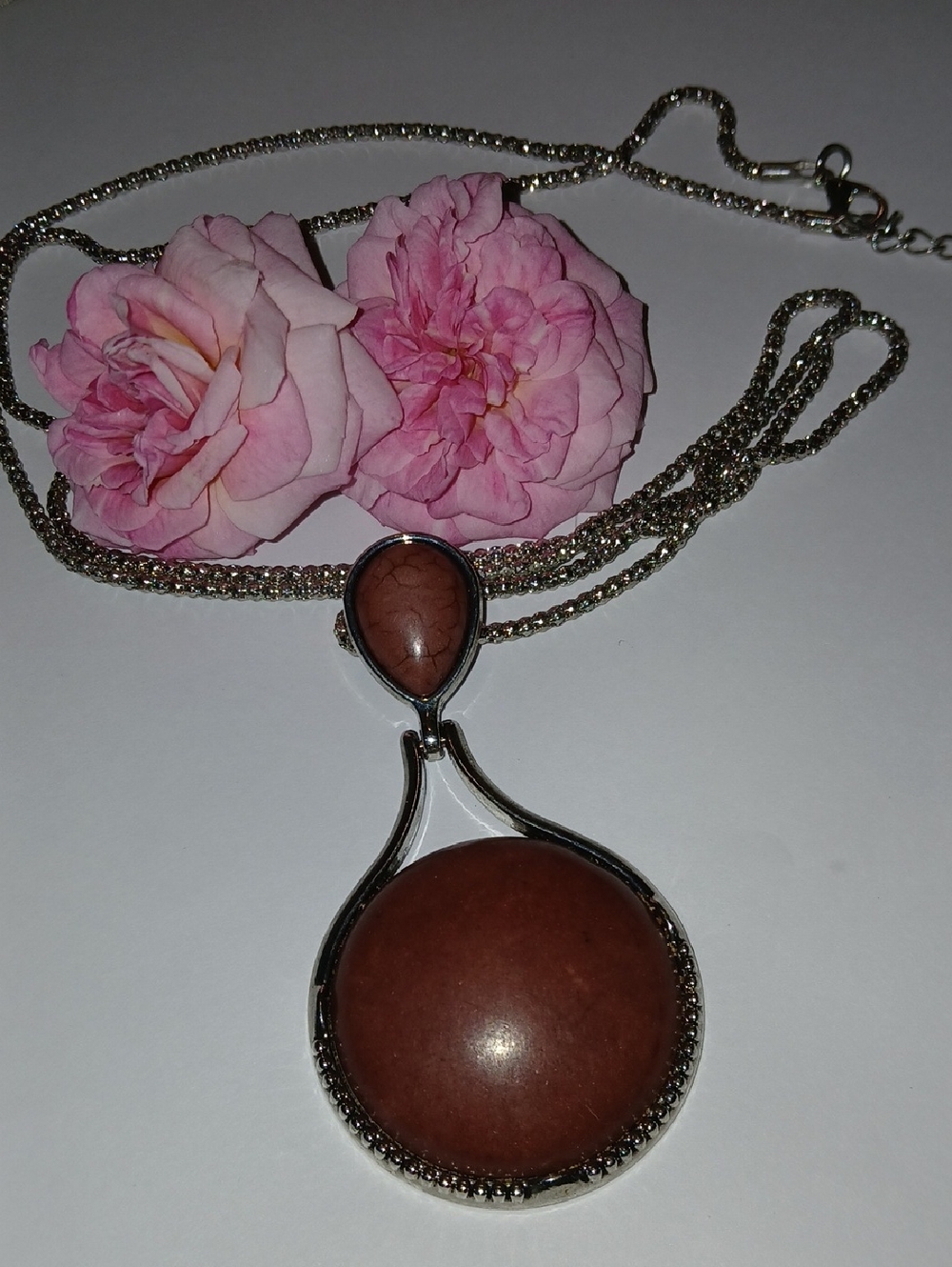 Elegant Brown Stone Pendant Necklace - Women Jewelry